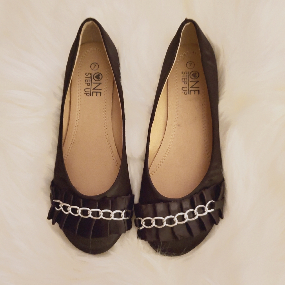 One Step Up Cute Black Flats, Size 7 New - Picture 1 of 4